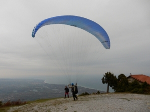Beginner paragliding pilot first high flights Olympic Wings