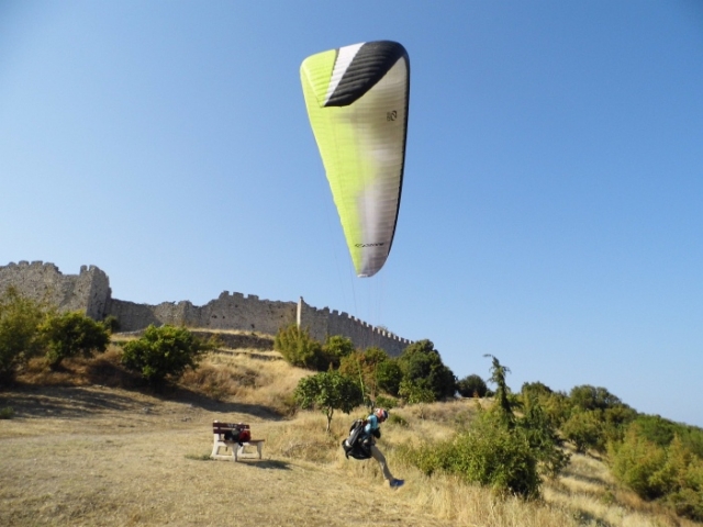 castle-platamonas-olympus-greece-paragliding-summer-2013-olympic-wings-14