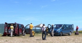 paragliding group - take-off