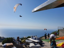 On tour | Paragliding with Olympic Wings